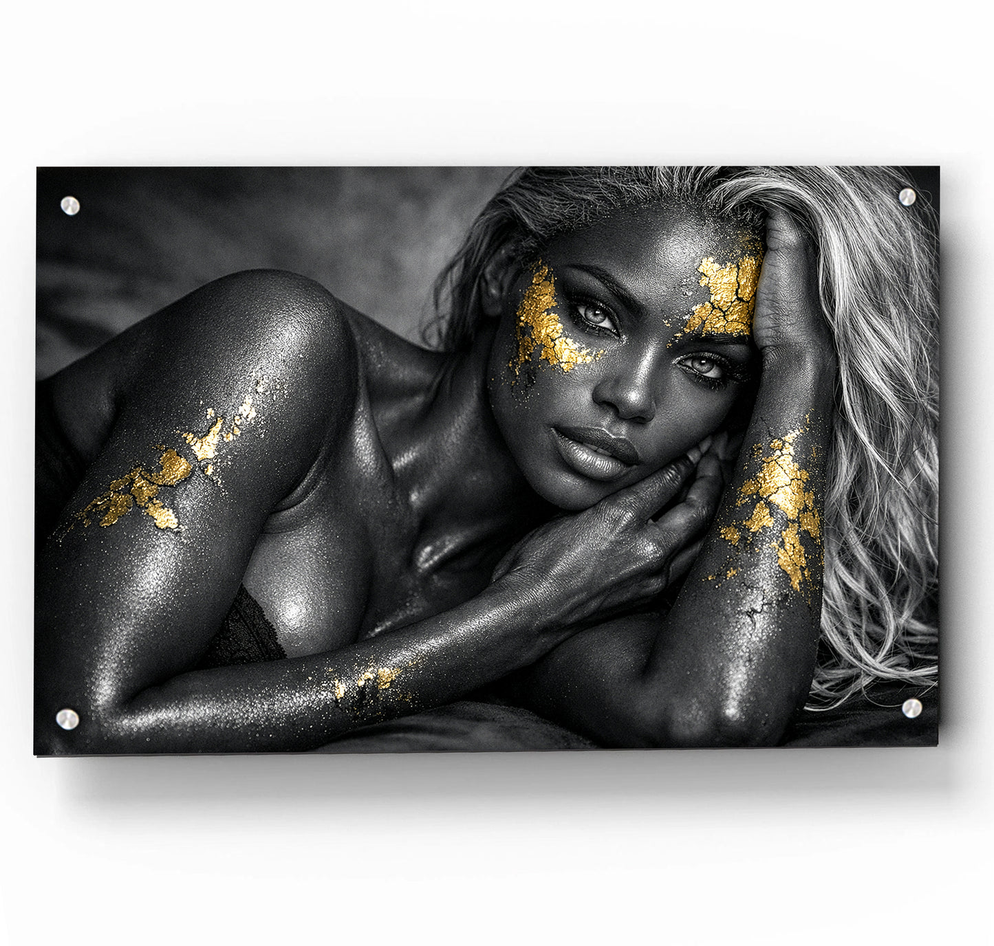 B&W Gold 2